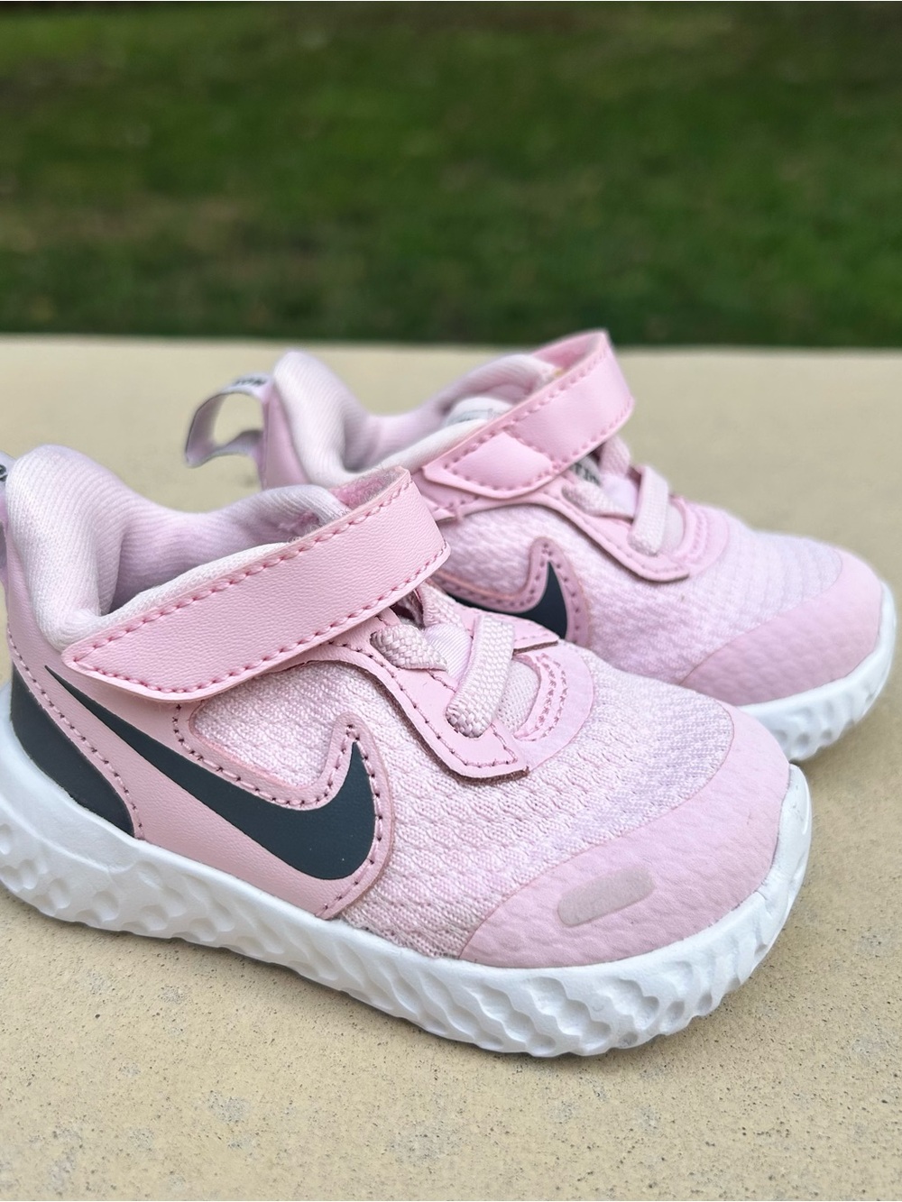 Nike Revolution Toddlers Size 3C Pink/White Adjustable Sneakers